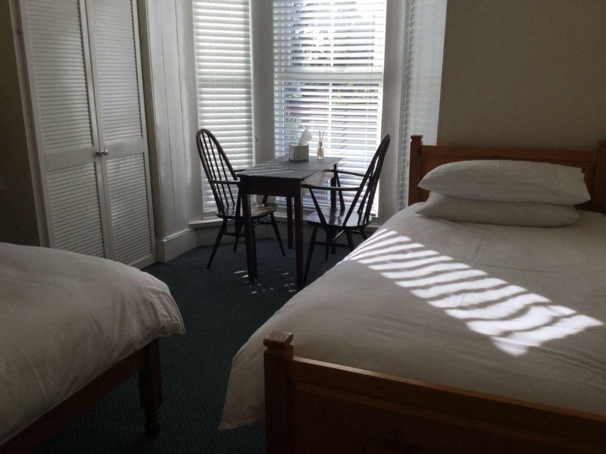Bay Lodge Aylesbury  Buitenkant foto